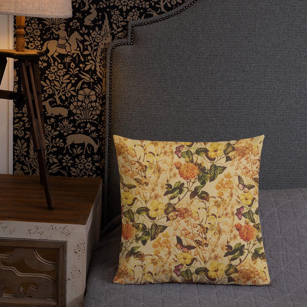 Premium Pillow-Vintage Flowers - Elementologie