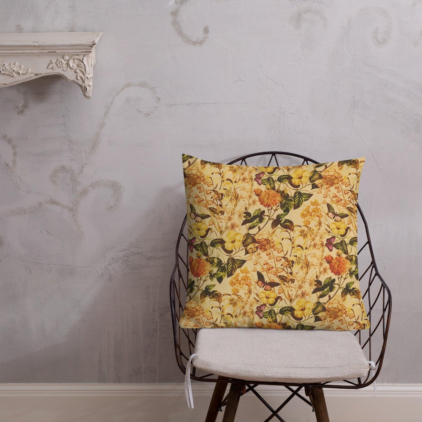 Premium Pillow-Vintage Flowers - Elementologie