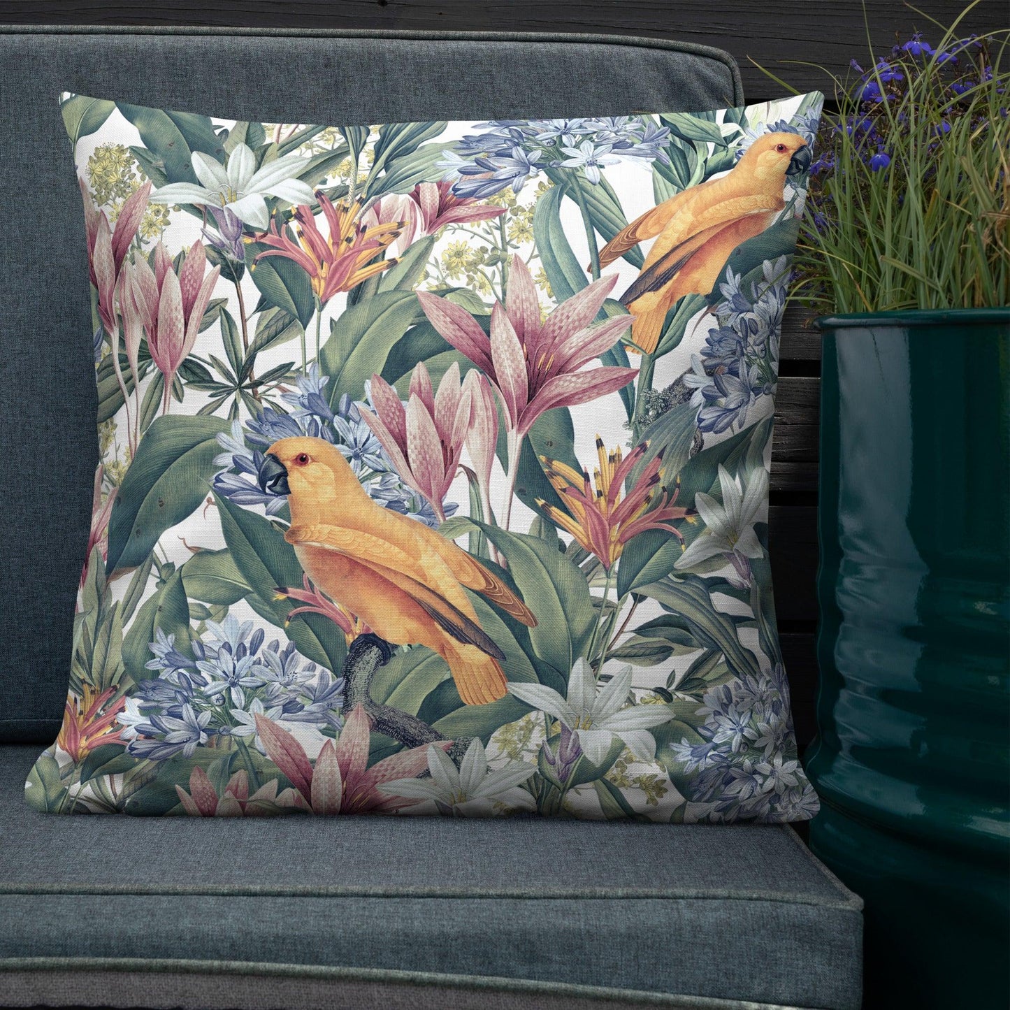 Premium Pillow-Yellow Parrots - Elementologie